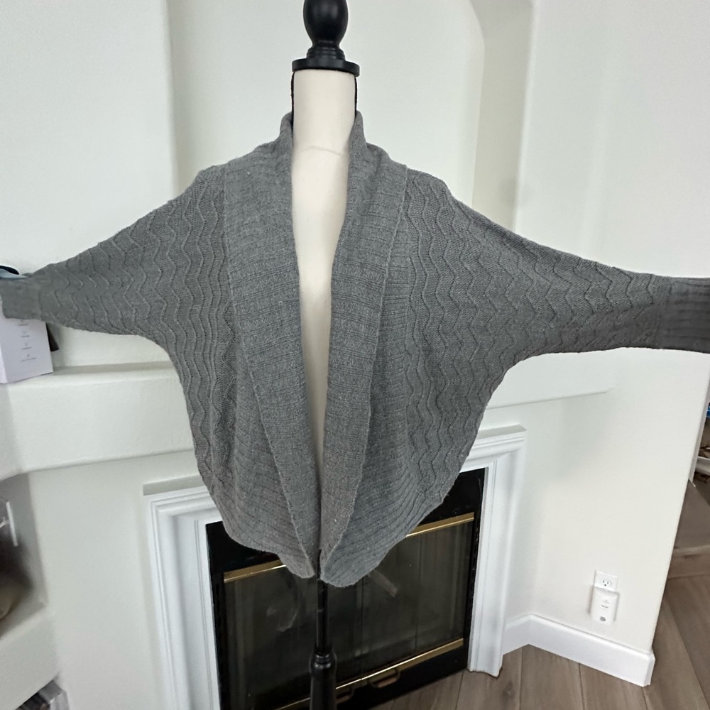 Ambiance Apparel Gray Women's Zig Zag Shawl Collar Cardigan Half Sleeve Size S